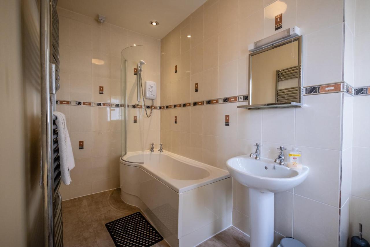 The Crown Hotel Morecambe Esterno foto