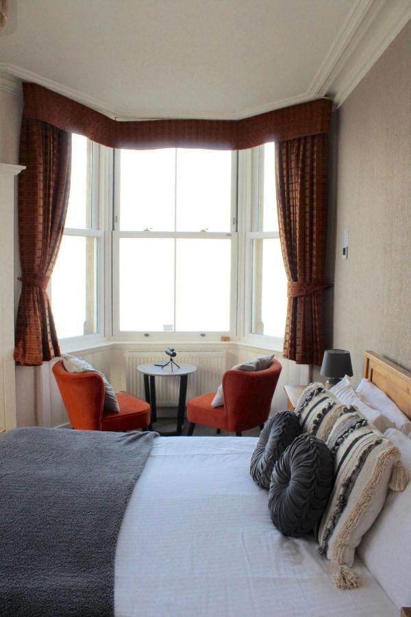 The Crown Hotel Morecambe Esterno foto