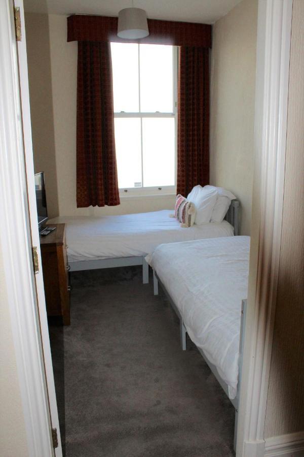 The Crown Hotel Morecambe Esterno foto
